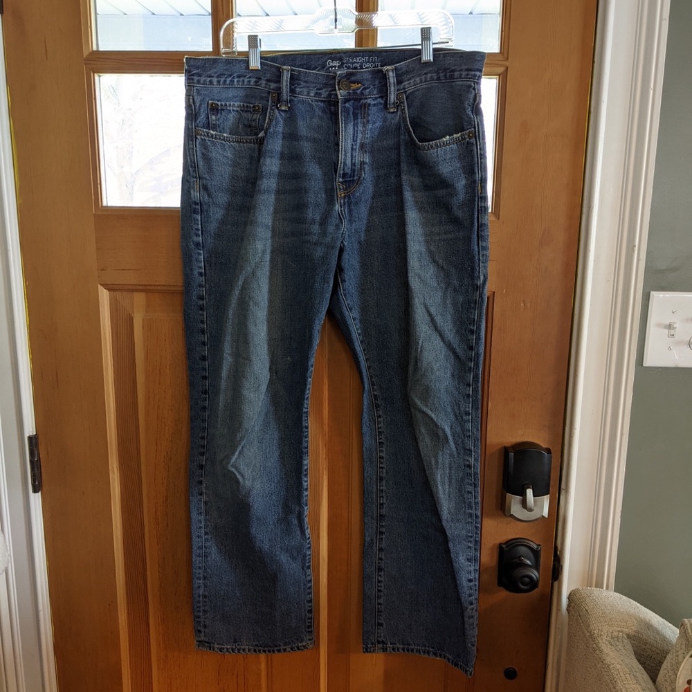 GAP Straight Fit, Medium Wash jeans, 34/30